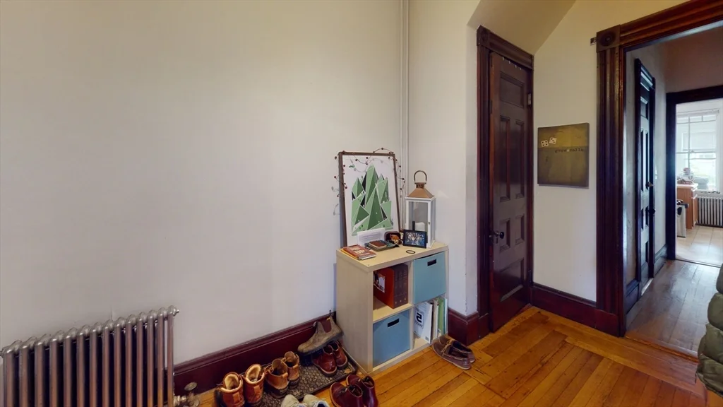 1 bed, 1 bath apartment for rent at 46 Waverly St Unit 1, Brookline — photo 5 of 9