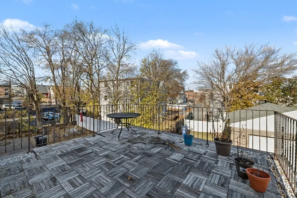 1 bed, 1 bath apartment for rent at 46 Waverly St Unit 2, Brighton — photo 12 of 18
