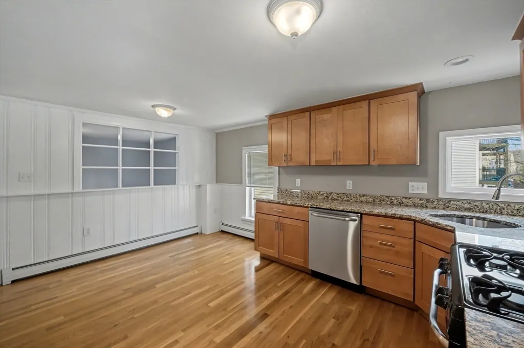 1 bed, 1 bath apartment for rent at 46 Waverly St Unit 2, Brighton — photo 2 of 18