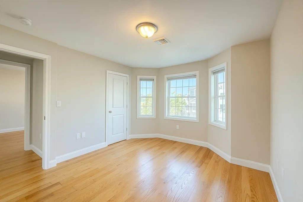 3 bed, 2 bath apartment for rent at 46 Wellington St Unit 1, Waltham — photo 20 of 38