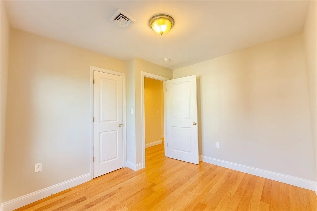 3 bed, 2 bath apartment for rent at 46 Wellington St Unit 1, Waltham — photo 26 of 38