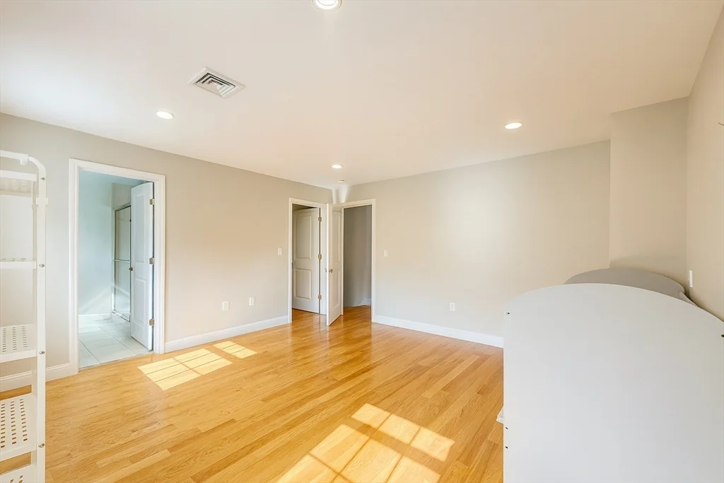 3 bed, 2 bath apartment for rent at 46 Wellington St Unit 1, Waltham — photo 17 of 38