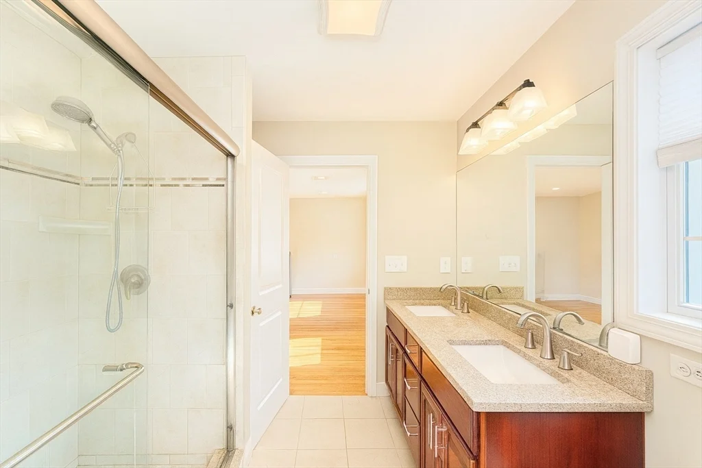 3 bed, 2 bath apartment for rent at 46 Wellington St Unit 1, Waltham — photo 19 of 38