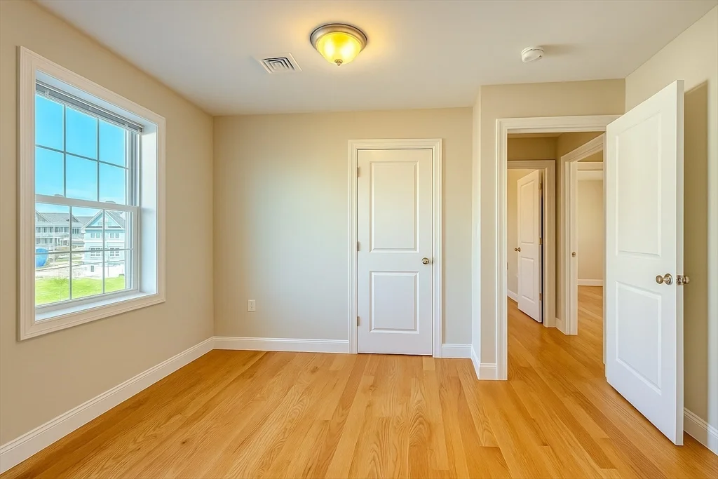 3 bed, 2 bath apartment for rent at 46 Wellington St Unit 1, Waltham — photo 25 of 38
