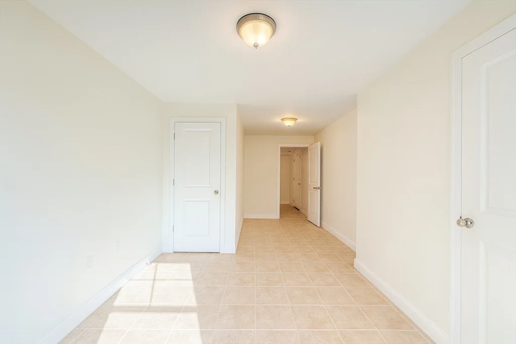 3 bed, 2 bath apartment for rent at 46 Wellington St Unit 1, Waltham — photo 31 of 38