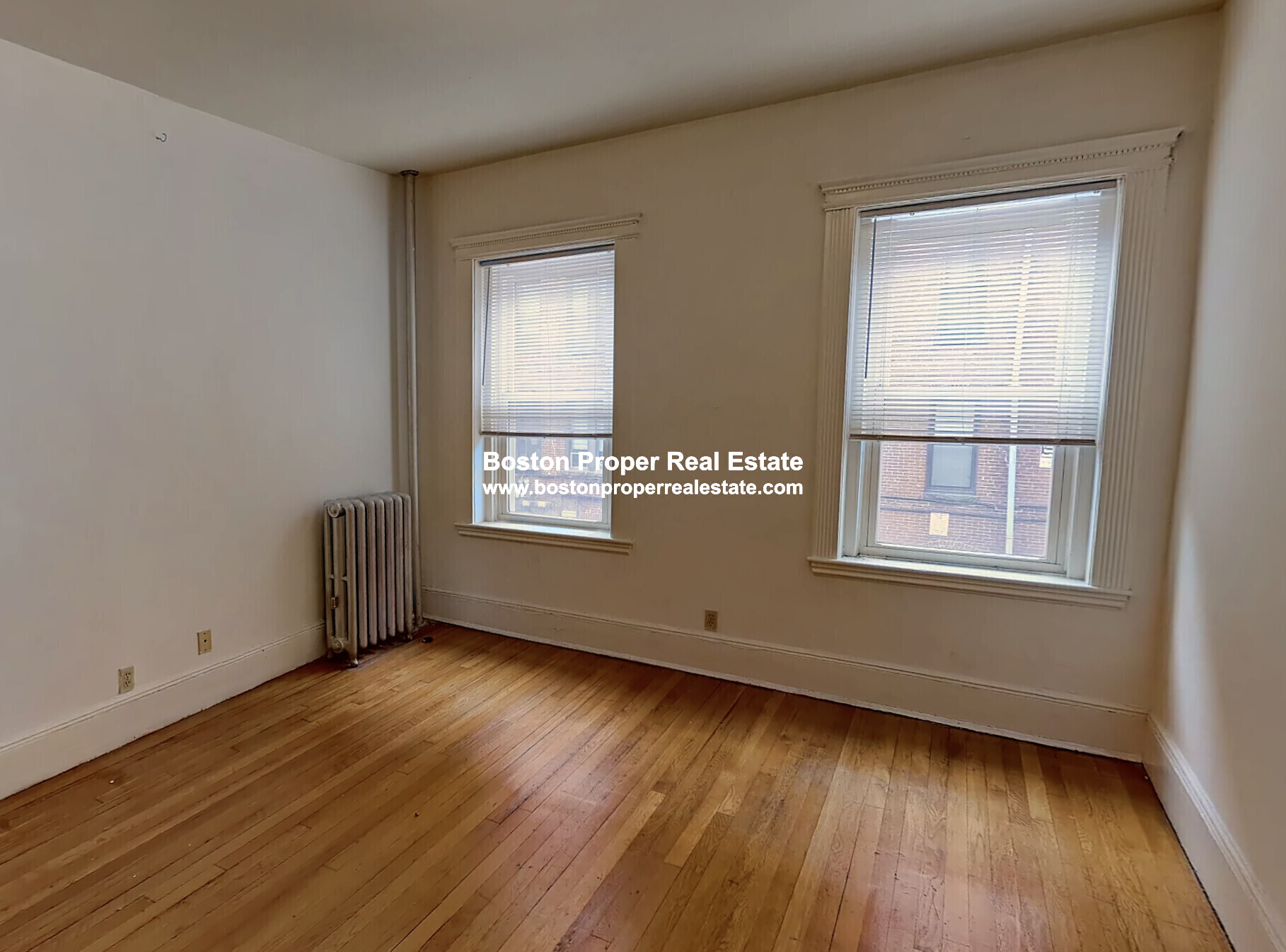 3 bed, 1 bath apartment for rent at 46 Westland Ave Unit 15, Fenway