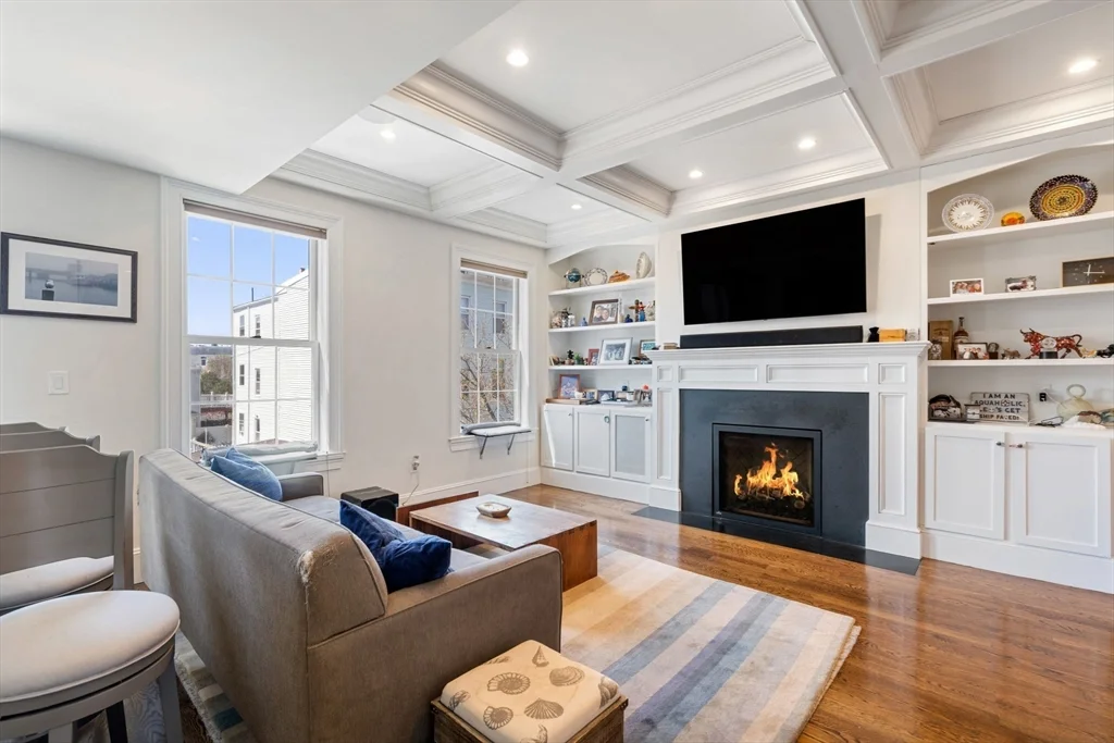 3 bed, 3 bath apartment for rent at 46 Woodward St Unit 2, Boston — photo 8 of 27