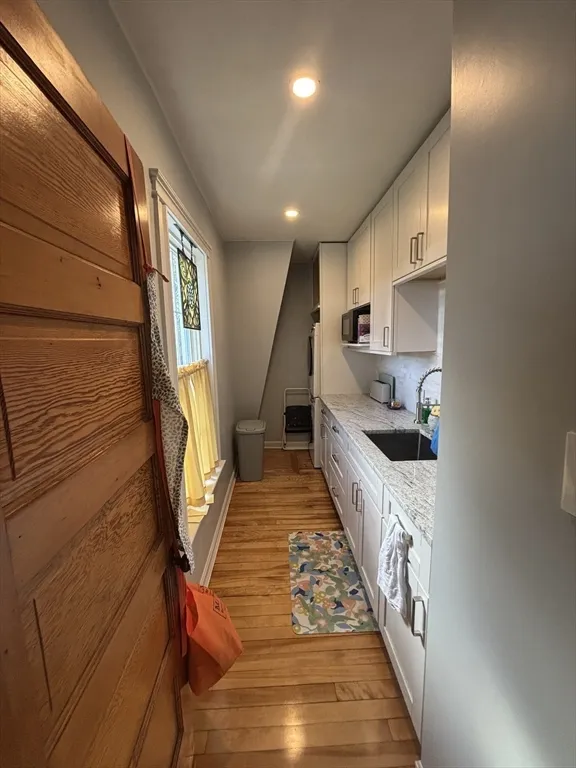 3 bed, 1 bath apartment for rent at 460 Burncoat Unit B, Burncoat — photo 7 of 19