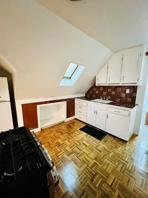 1 bed, 1 bath apartment for rent at 460 Ferry St Unit 3, Malden — photo 5 of 11