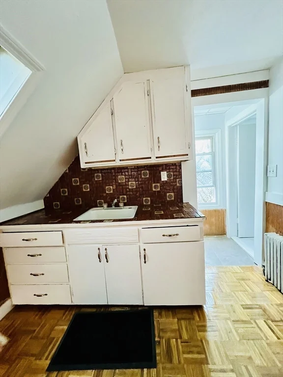 1 bed, 1 bath apartment for rent at 460 Ferry St Unit 3, Malden — photo 3 of 11