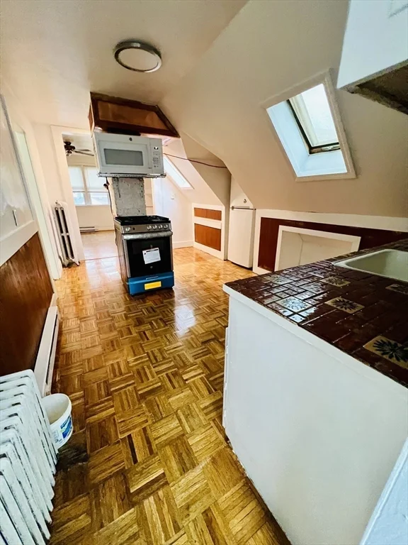 1 bed, 1 bath apartment for rent at 460 Ferry St Unit 3, Malden — photo 6 of 11