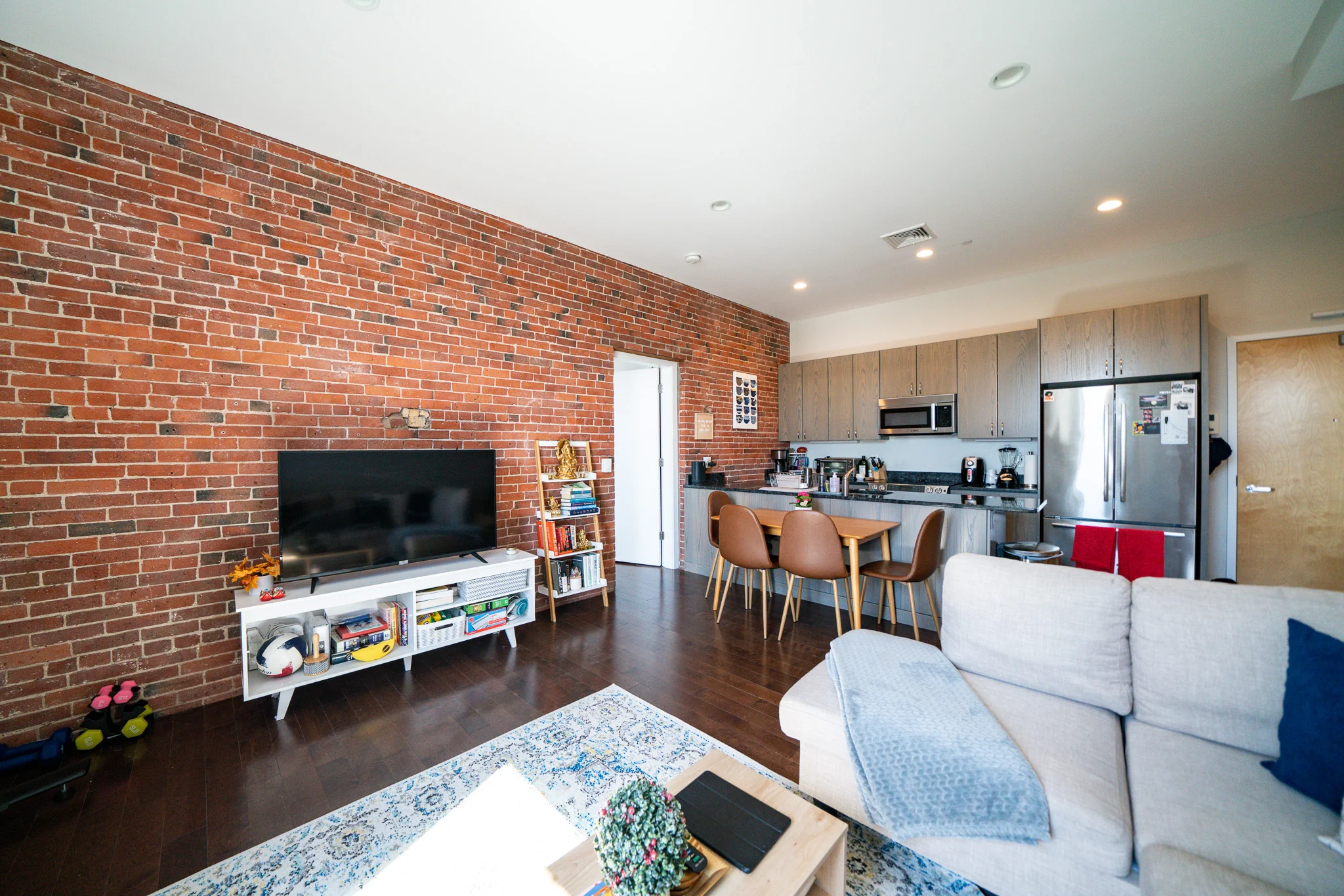 2 bed, 2 bath apartment for rent at 460 Harrison Ave Unit 423, South End — photo 10 of 20