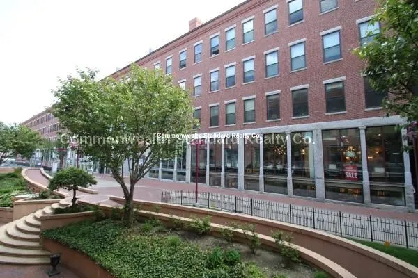 2 bed, 2 bath apartment for rent at 460 Harrison Ave Unit 427, South End — photo 11 of 12
