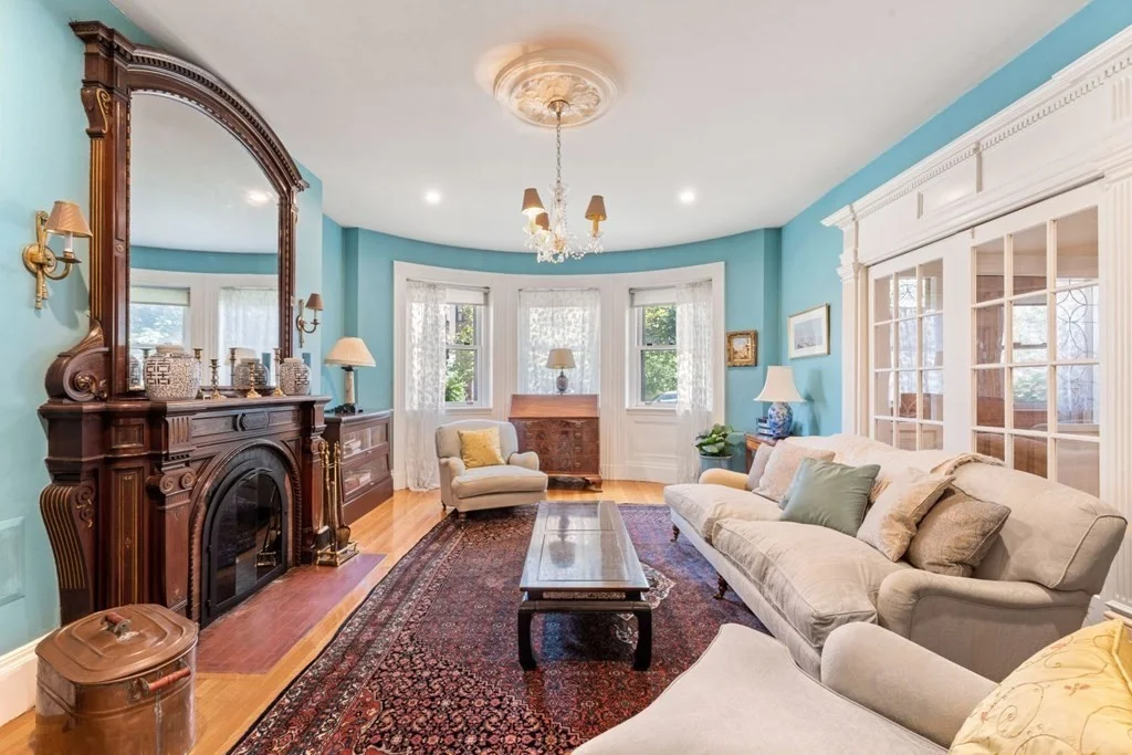 4 bed, 2 bath apartment for rent at 460 Park Dr Unit SF, Fenway