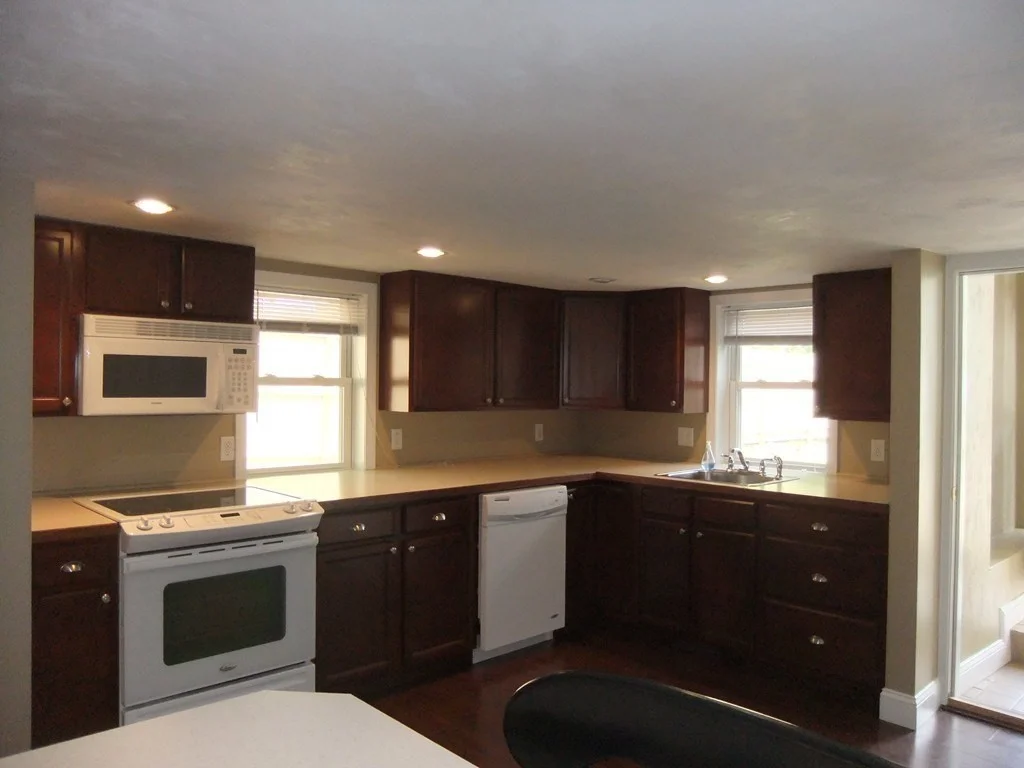 2 bed, 1 bath apartment for rent at 460 Pond St Unit Rear, Braintree — photo 4 of 8