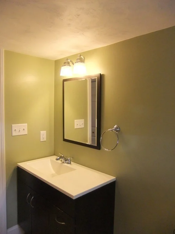 2 bed, 1 bath apartment for rent at 460 Pond St Unit Rear, Braintree — photo 5 of 8