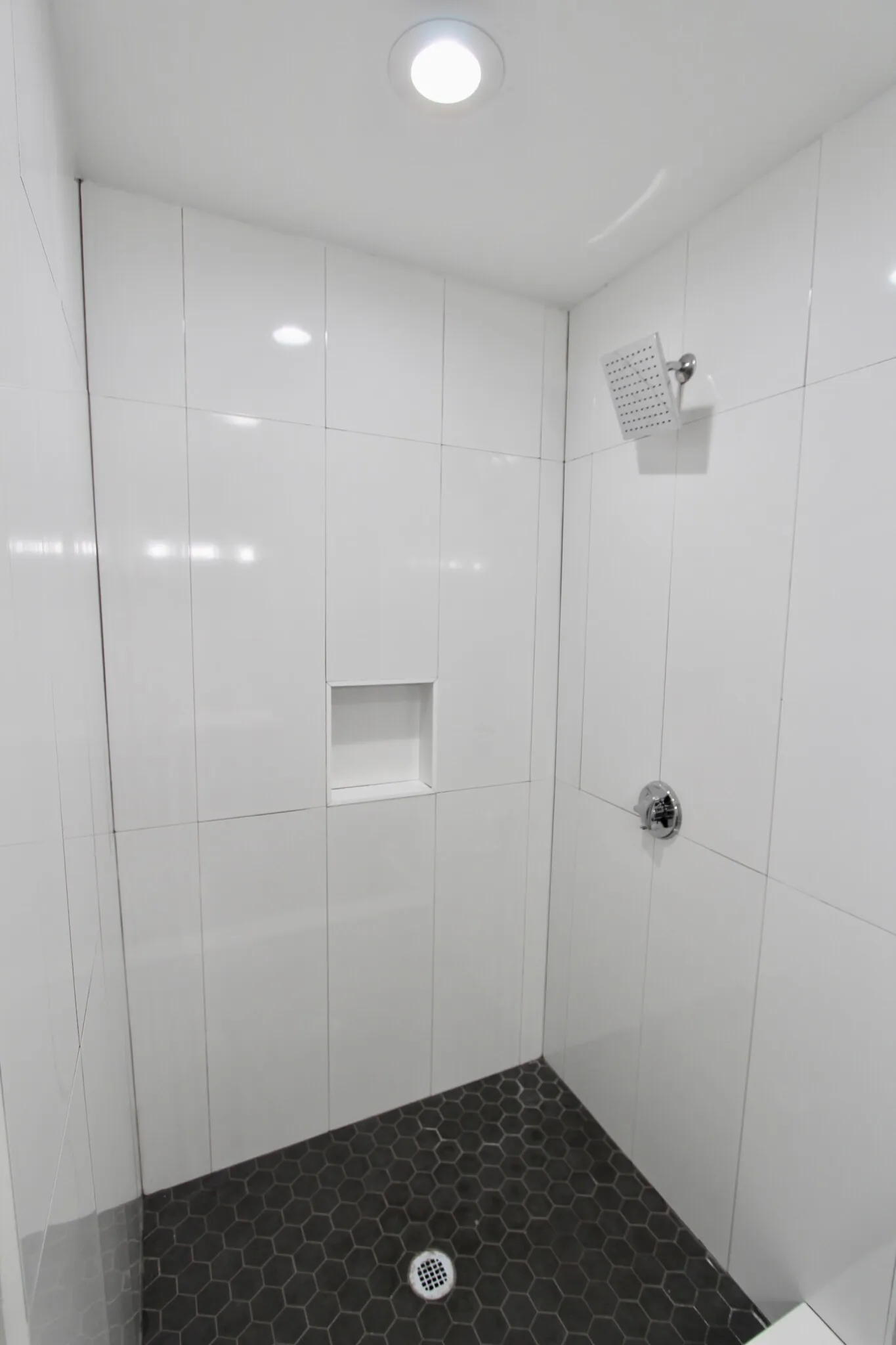 4 bed, 2 bath apartment for rent at 460 Saratoga St Unit 1, East Boston — photo 7 of 10