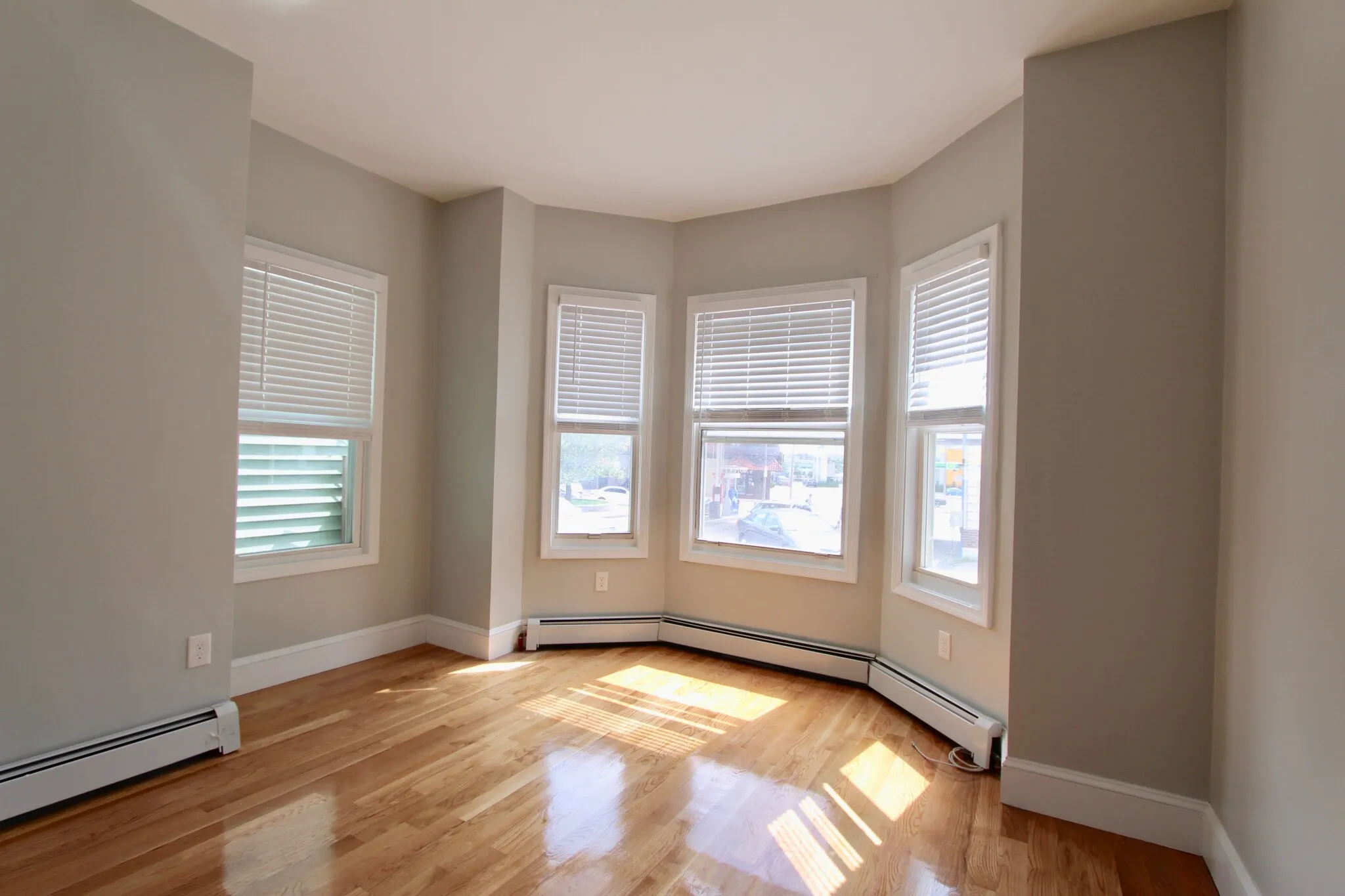 4 bed, 2 bath apartment for rent at 460 Saratoga St Unit 1, East Boston — photo 3 of 10