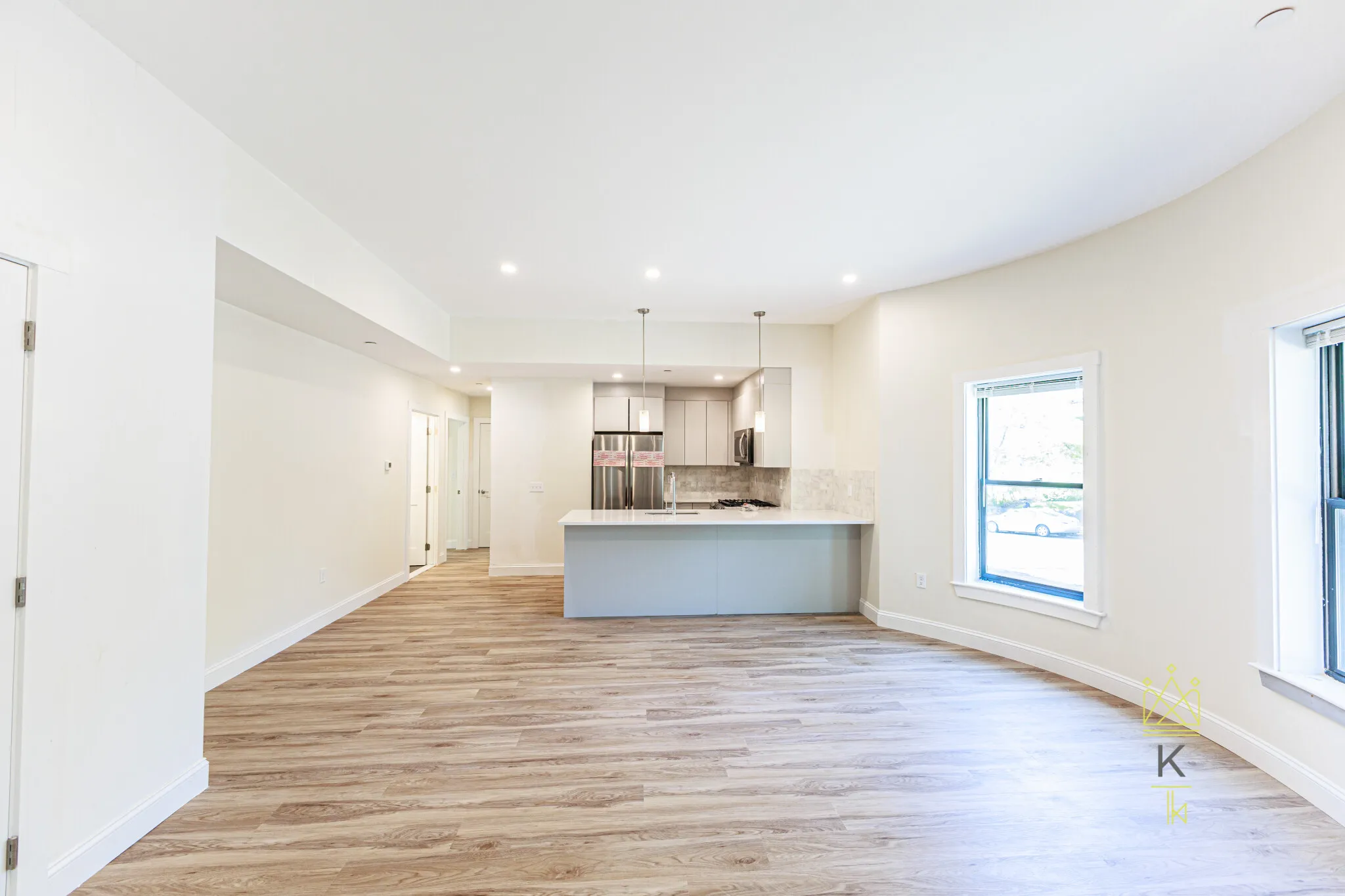 3 bed, 2 bath apartment for rent at 460 Washington St Unit 1, Brighton — photo 2 of 17