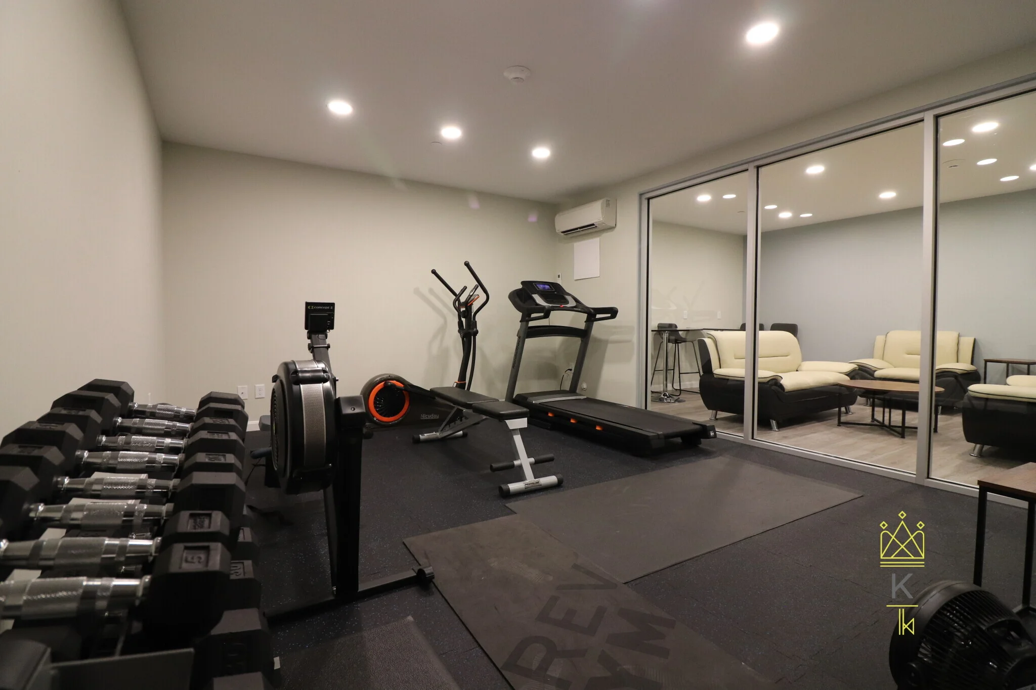 3 bed, 2 bath apartment for rent at 460 Washington St Unit 1, Brighton — photo 15 of 17