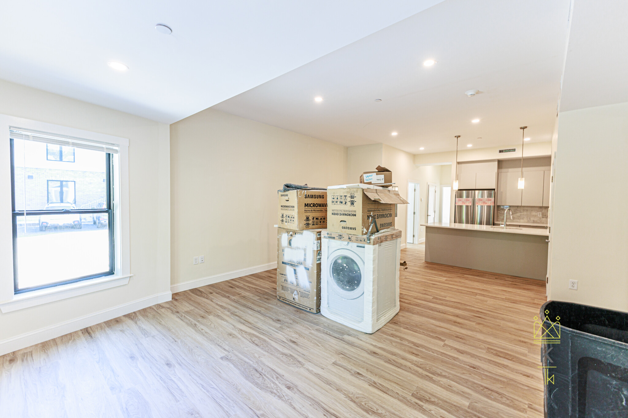 2 bed, 1.5 bath apartment for rent at 460 Washington St Unit 2, Brighton — photo 3 of 14
