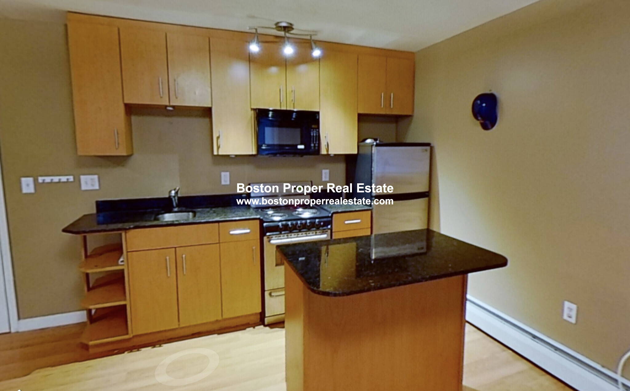 Studio bed, 1 bath apartment for rent at 461 Park Dr Unit 104, Fenway