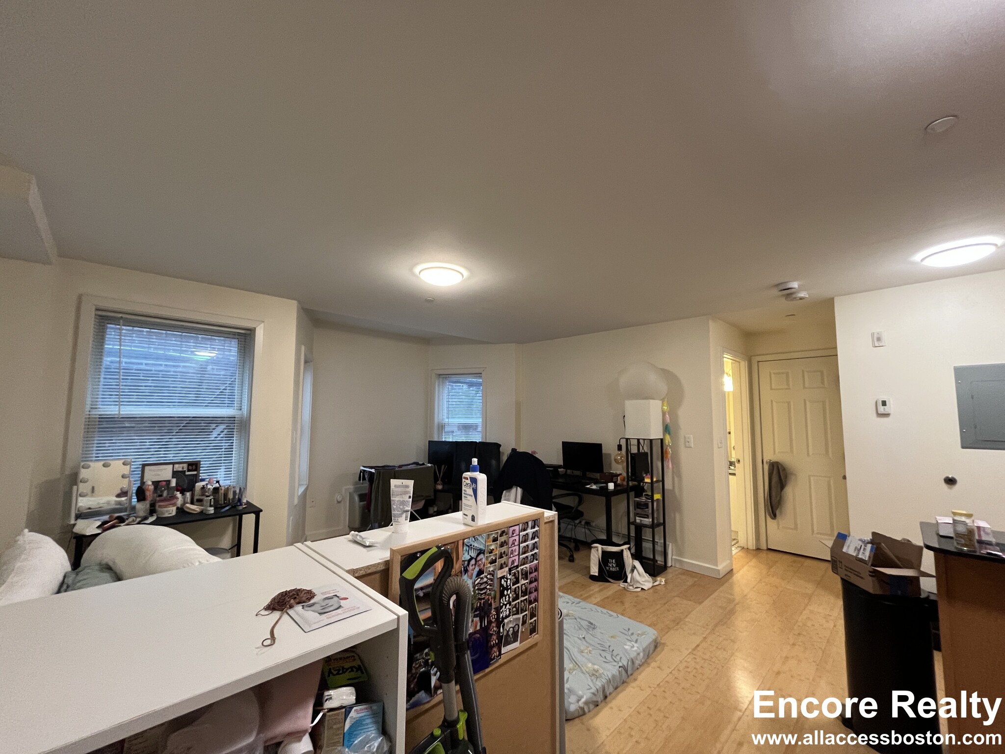 Studio bed, 1 bath apartment for rent at 461 Park Dr Unit 403, Fenway — photo 9 of 11
