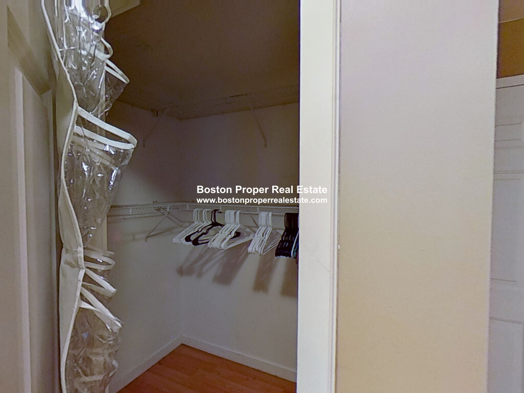 Studio bed, 1 bath apartment for rent at 461 Park Dr Unit 403a, Fenway — photo 7 of 11
