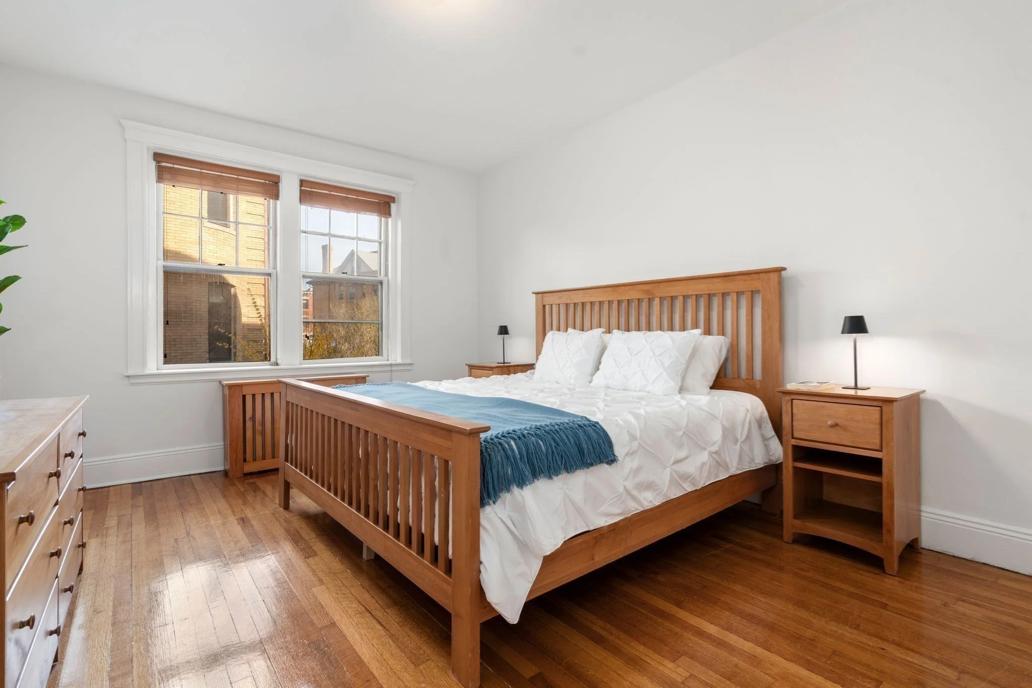 2 bed, 1 bath apartment for rent at 461 Washington St Unit 1, Coolidge Corner — photo 7 of 14