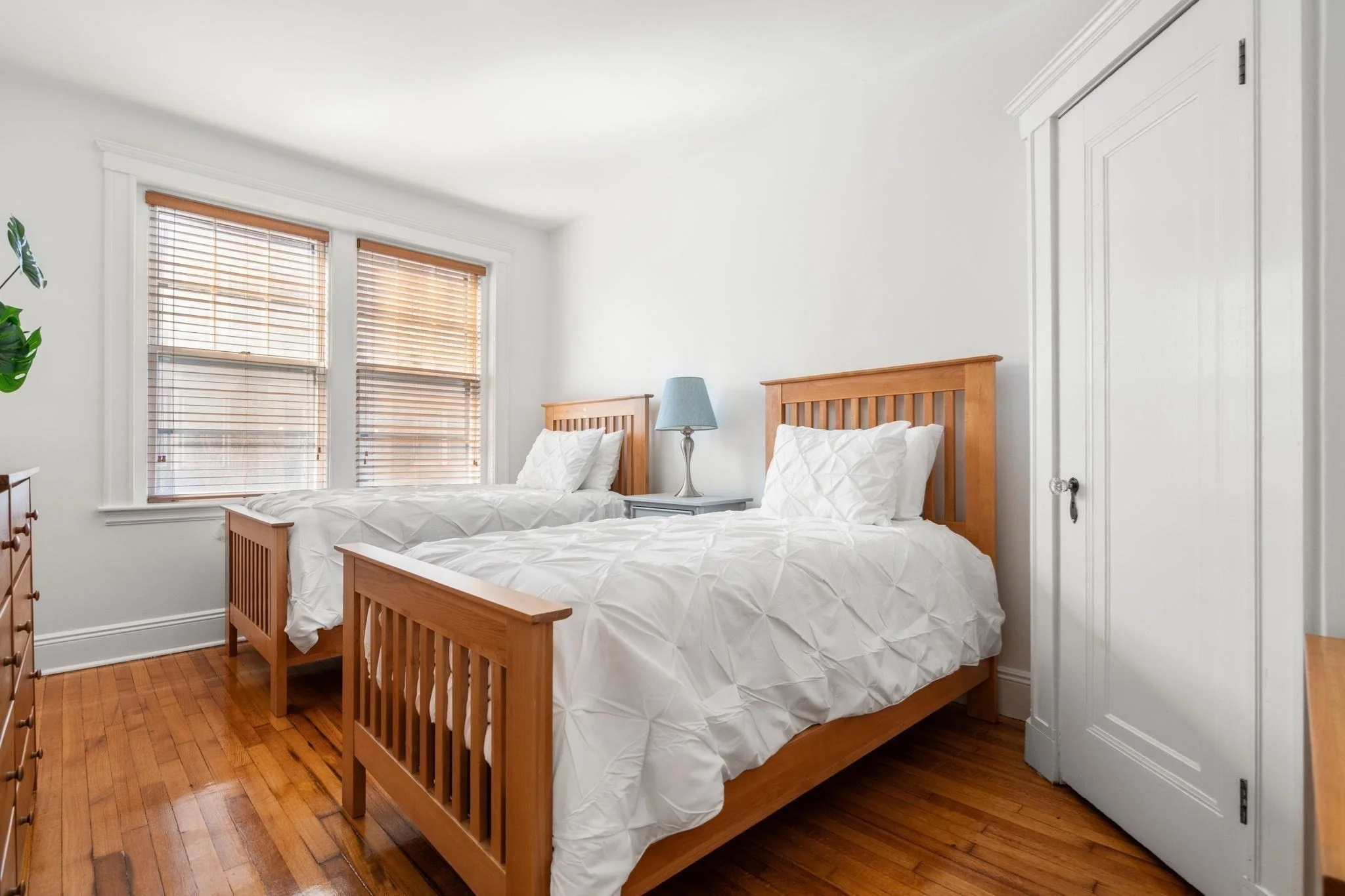 2 bed, 1 bath apartment for rent at 461 Washington St Unit 1, Coolidge Corner — photo 8 of 14