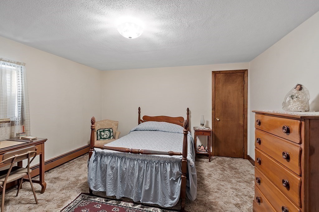 3 bed, 1.5 bath apartment for rent at 462 American Legion Highway Unit 1, Revere — photo 8 of 13
