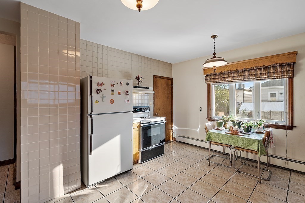 3 bed, 1.5 bath apartment for rent at 462 American Legion Highway Unit 1, Revere — photo 4 of 13
