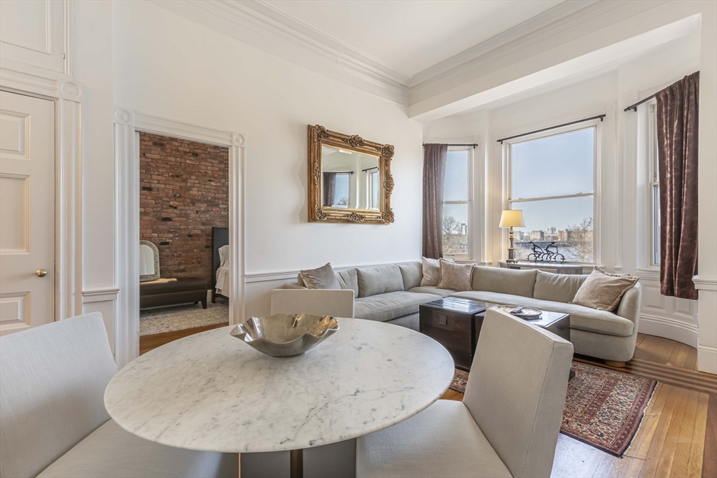 2 bed, 1 bath apartment for rent at 462 Beacon St Unit 22, Back Bay — photo 8 of 22