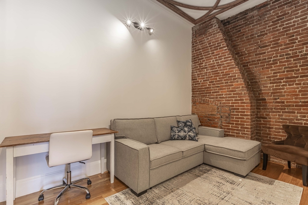2 bed, 1 bath apartment for rent at 462 Beacon St Unit 22, Back Bay — photo 13 of 22