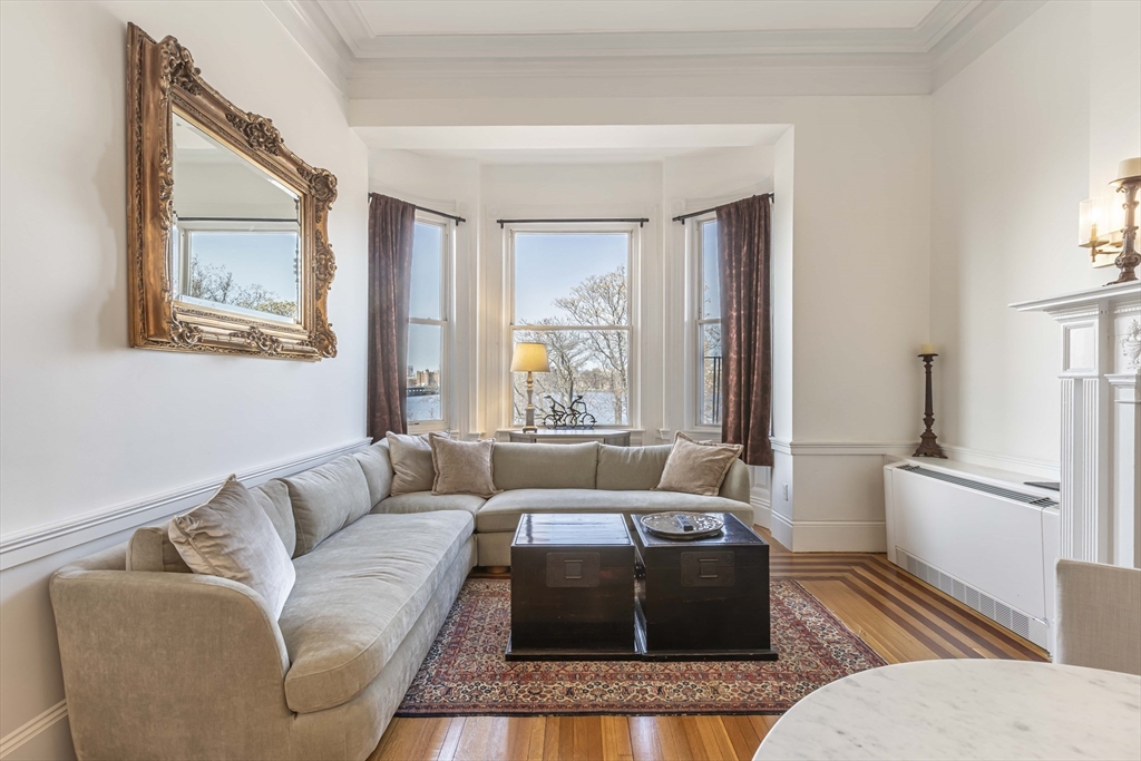 2 bed, 1 bath apartment for rent at 462 Beacon St Unit 22, Back Bay — photo 10 of 22