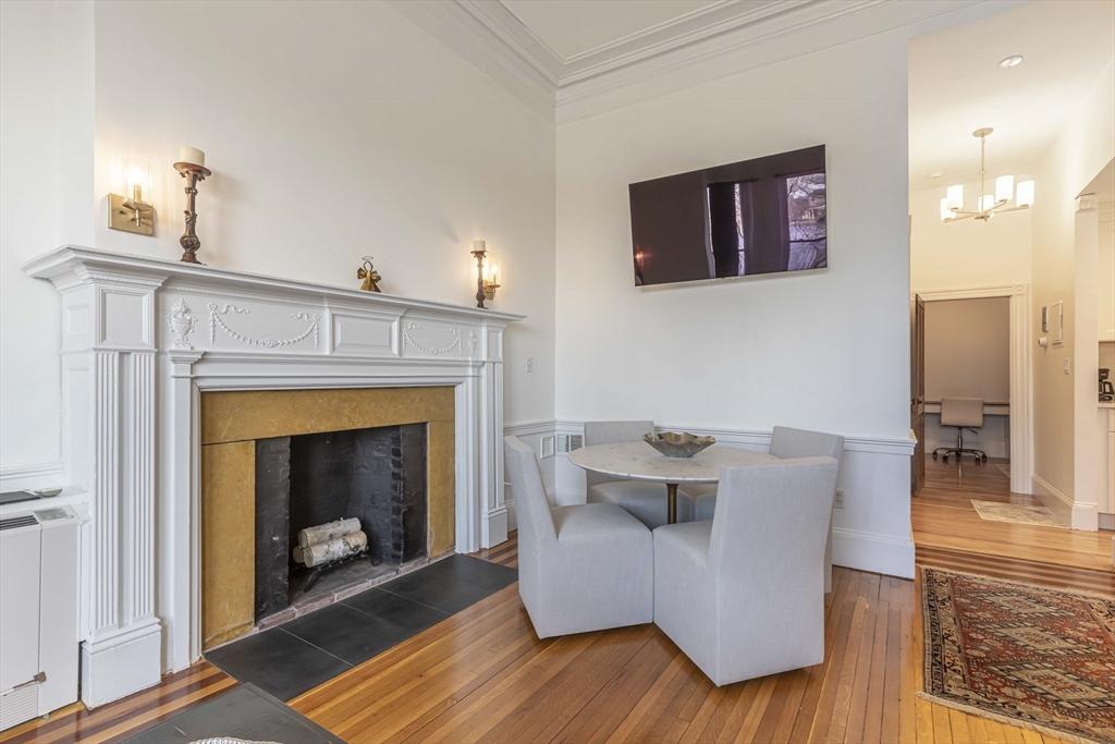 2 bed, 1 bath apartment for rent at 462 Beacon St Unit 22, Back Bay — photo 9 of 22