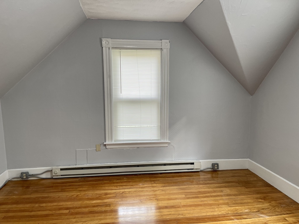2 bed, 1 bath apartment for rent at 462 Main St Unit 2, Gardner — photo 9 of 17