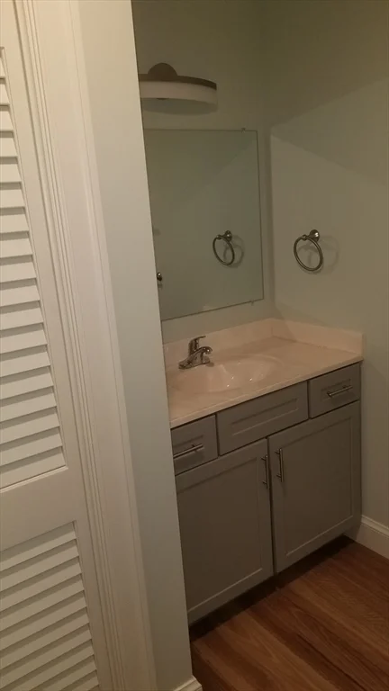 Studio bed, 1 bath apartment for rent at 462 Main Unit 44, Amherst — photo 6 of 8