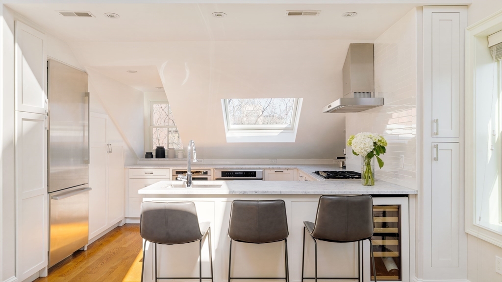 2 bed, 2 bath apartment for rent at 462 Shawmut Unit 2, South End — photo 8 of 24