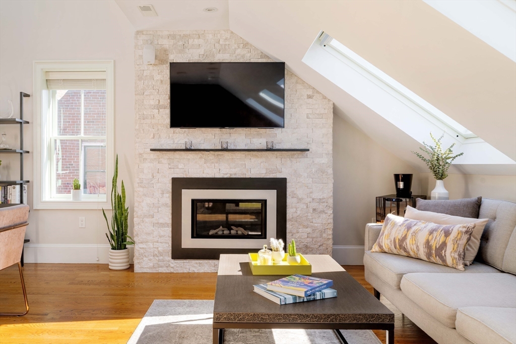 2 bed, 2 bath apartment for rent at 462 Shawmut Unit 2, South End — photo 6 of 24