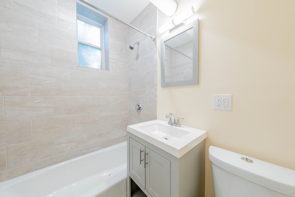 1 bed, 1 bath apartment for rent at 463 Broadway Unit 0, Medford — photo 8 of 9