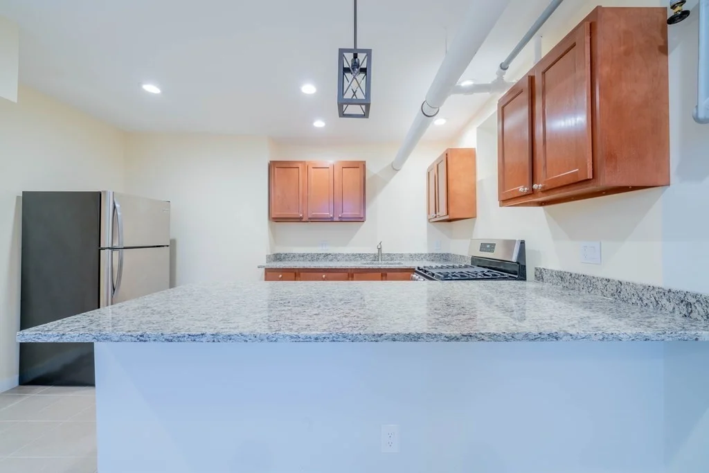 1 bed, 1 bath apartment for rent at 463 Broadway Unit 463, Medford — photo 3 of 10
