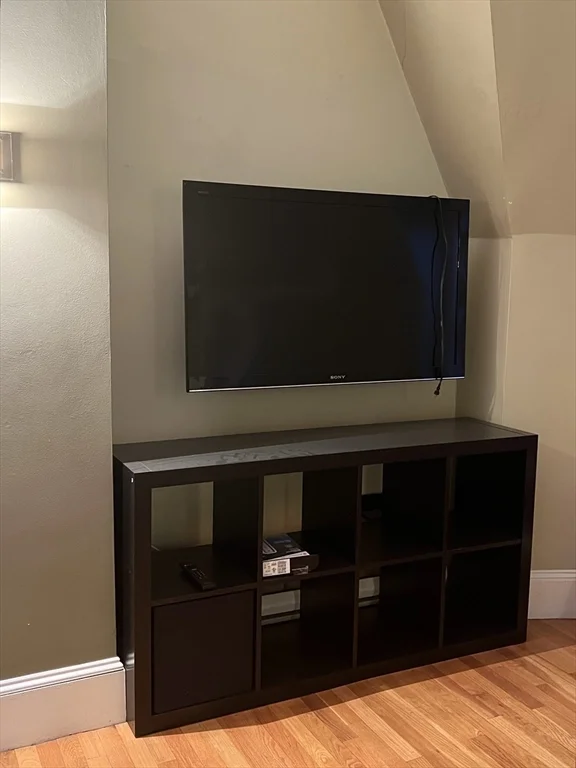 1 bed, 1 bath apartment for rent at 463 Commonwealth Ave Unit 7, Fenway — photo 3 of 14