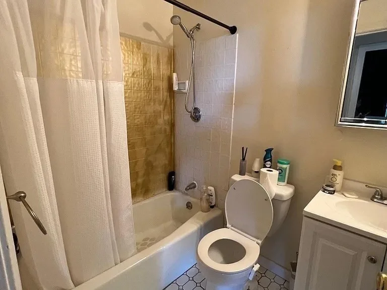 1 bed, 1 bath apartment for rent at 463 Commonwealth Unit 3, Back Bay — photo 7 of 9