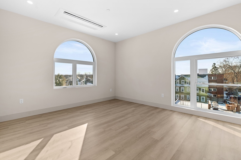 1 bed, 1 bath apartment for rent at 463 Franklin St Unit 205, Melrose — photo 9 of 26