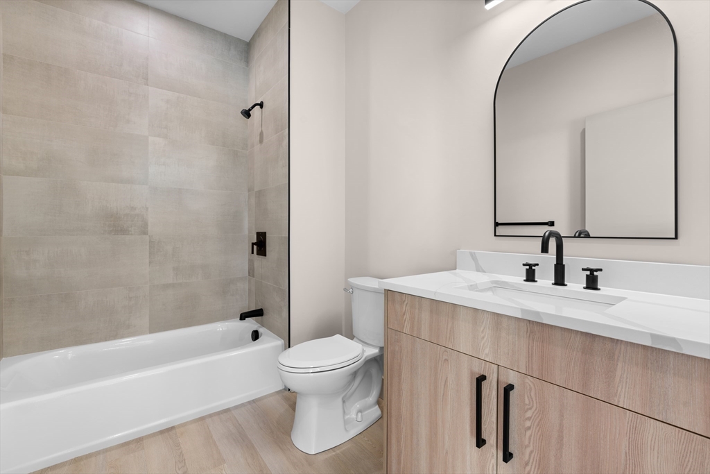 2 bed, 2 bath apartment for rent at 463 Franklin Unit 204, Melrose — photo 16 of 26