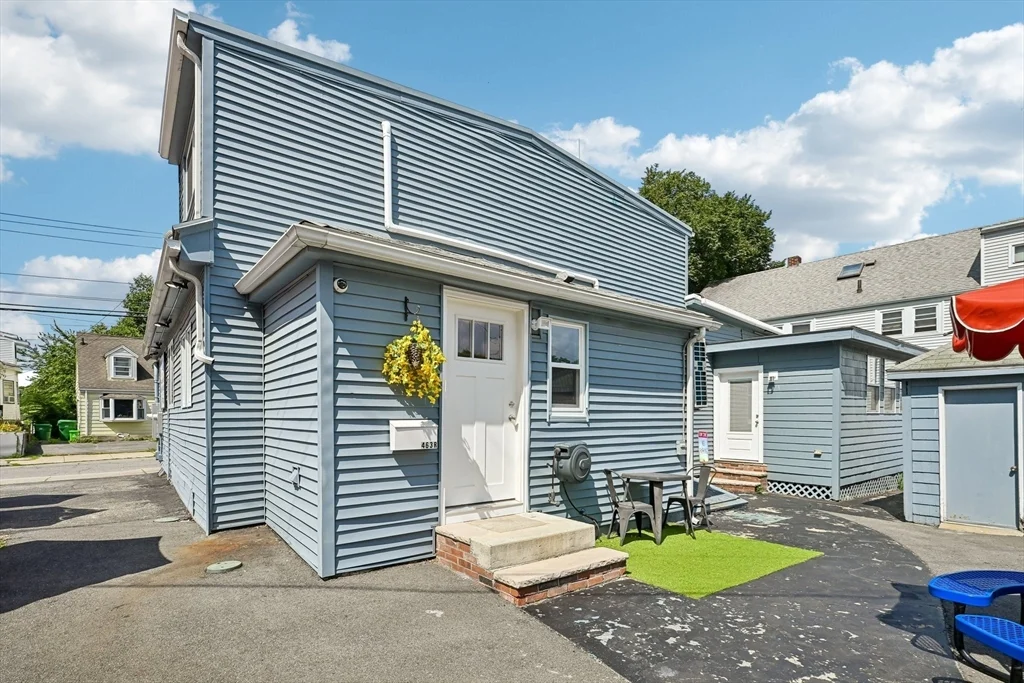2 bed, 2 bath apartment for rent at 463 Fulton St Unit R, Medford