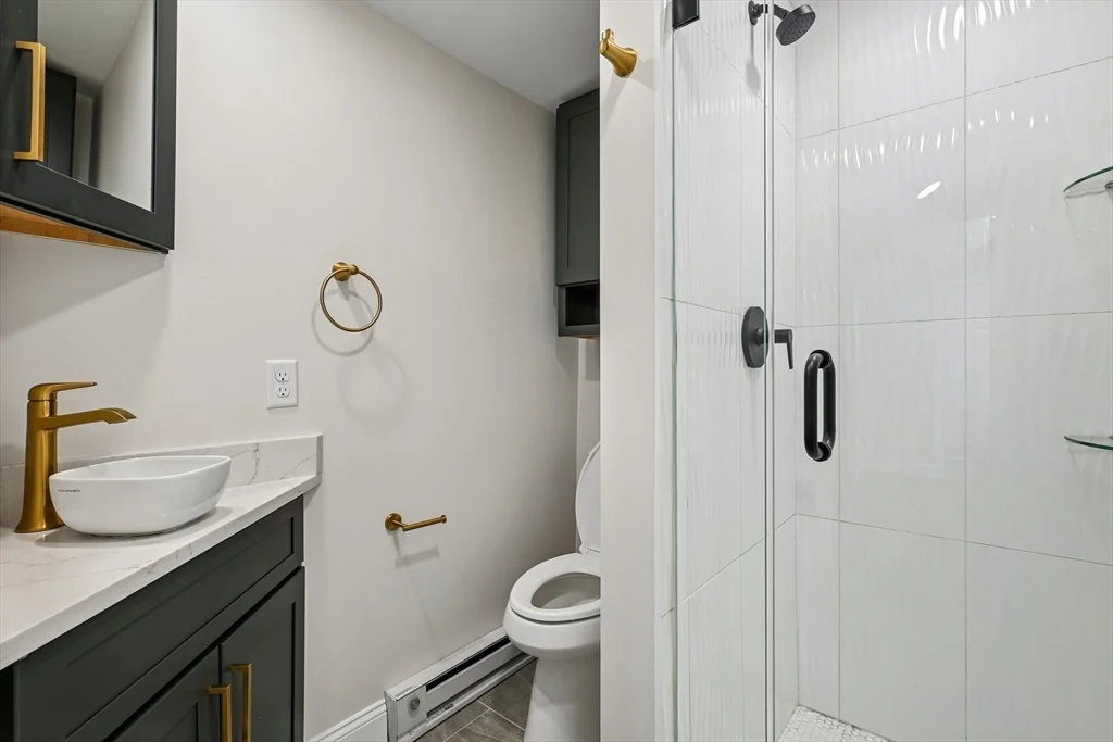 2 bed, 2 bath apartment for rent at 463 Fulton St Unit R, Medford — photo 19 of 31