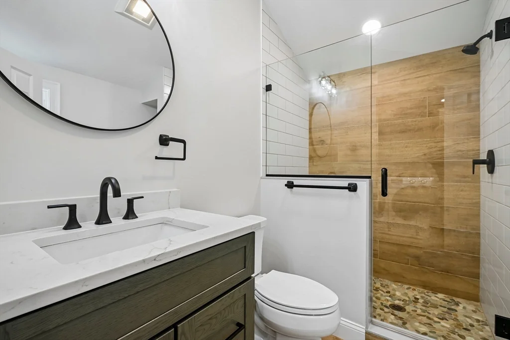 2 bed, 2 bath apartment for rent at 463 Fulton St Unit R, Medford — photo 4 of 31