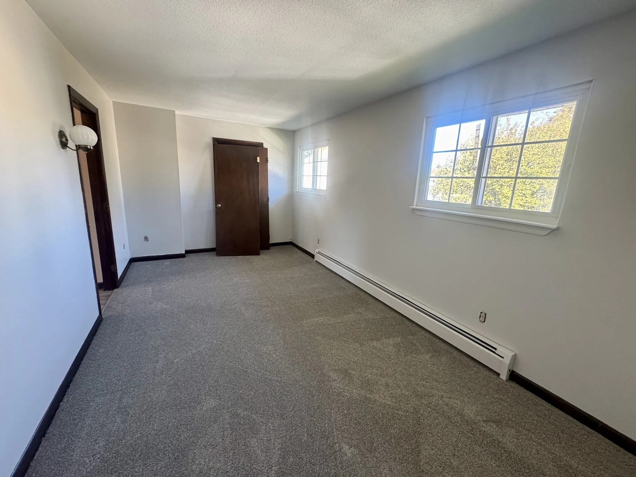 1 bed, 1 bath apartment for rent at 463 London St Unit 1, Fall River — photo 7 of 15